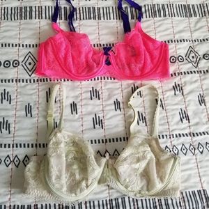 Victoria's Secret Set of 2 Unlined Demi Bras 34D